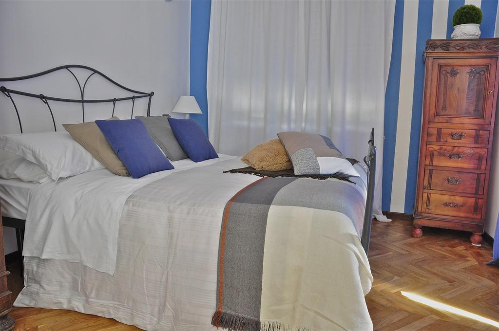 Casa Del Re Apartment Праджелато Стая снимка